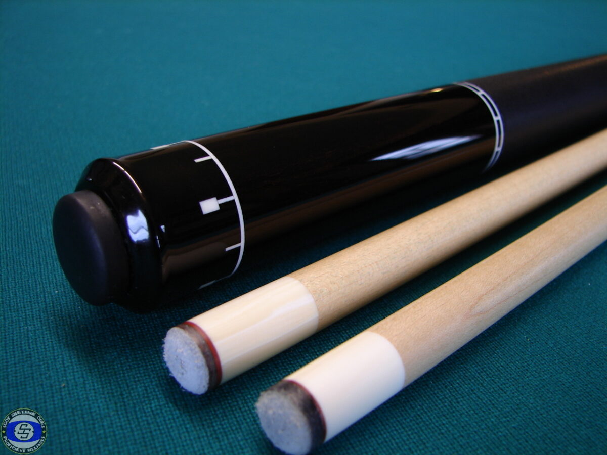Omega cue – Piano key ringwork